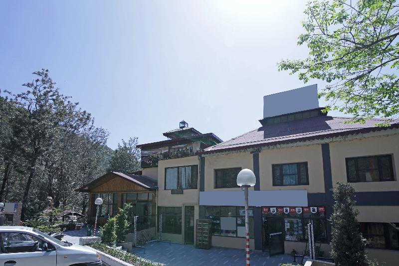 Oyo 22122 Hotel Falcon Crest — Shimla