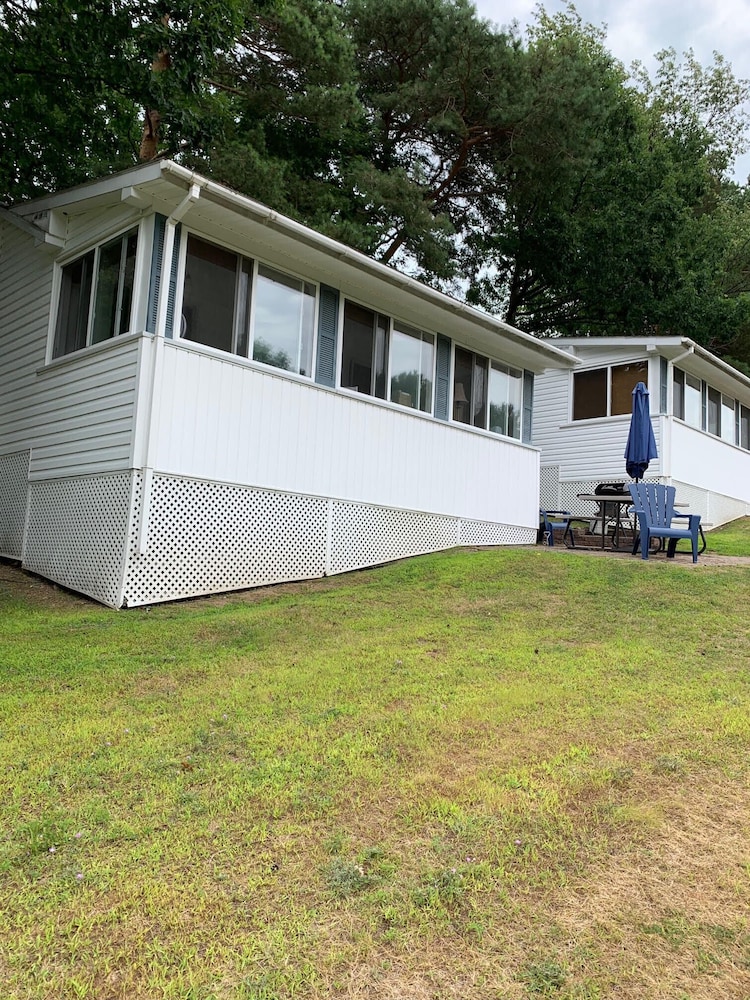 West Winds Motel & Cottages - photo 63