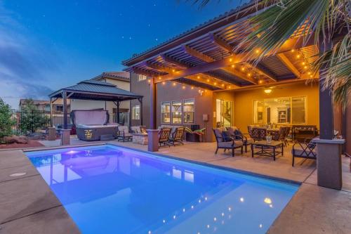 96 Pv Luxury Getaway With Private Hot Tub Ping Pong Community Pool Water Park And Lazy River — Santa Clara