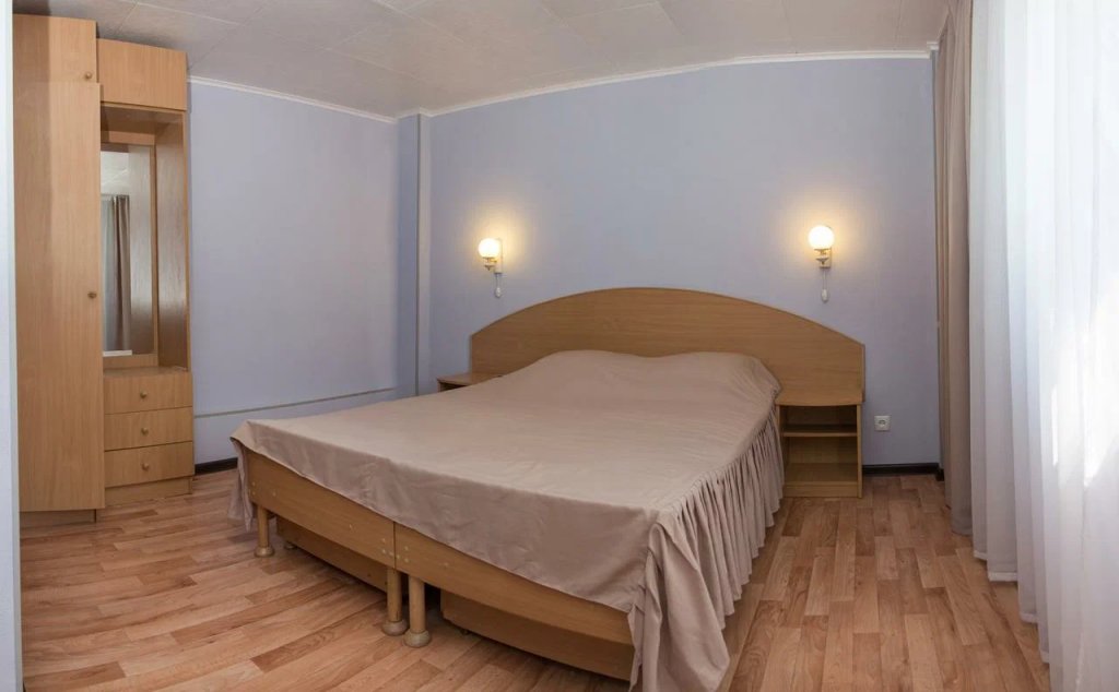 Nogi v more - carbon neutral hotel in Yalta