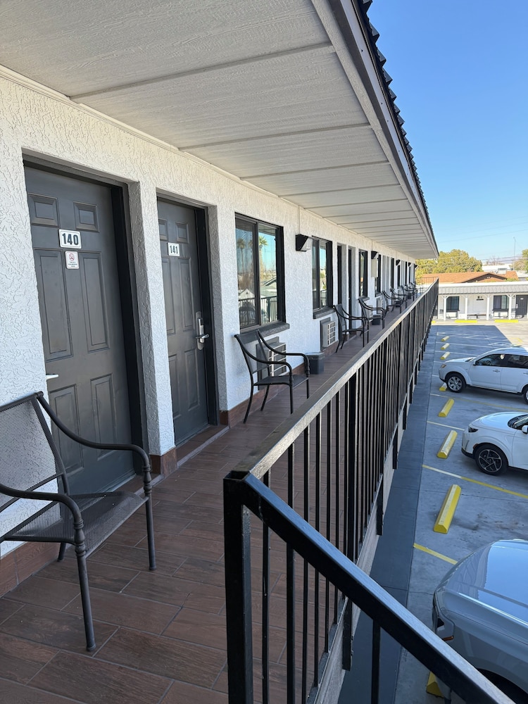 Rawls Motel Near Phoenix Airport - photo 63