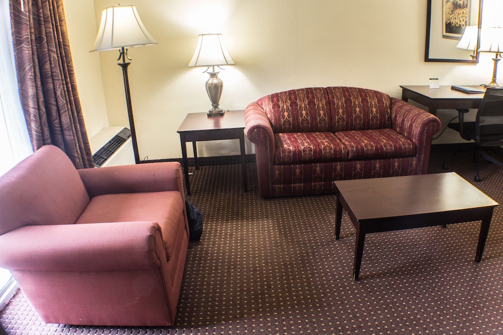 Quality Inn & Suites Erie near Casino - photo 13