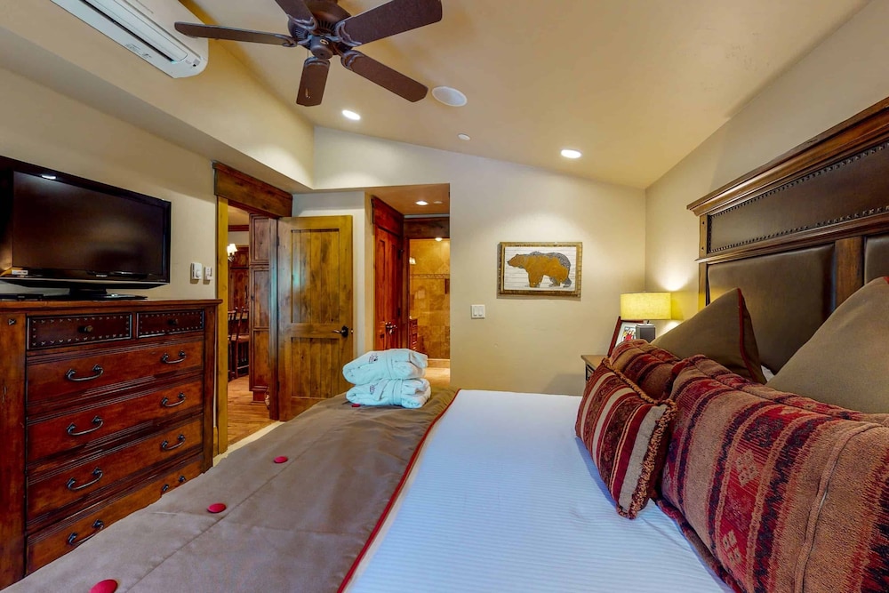 The Charter at Beaver Creek - photo 36
