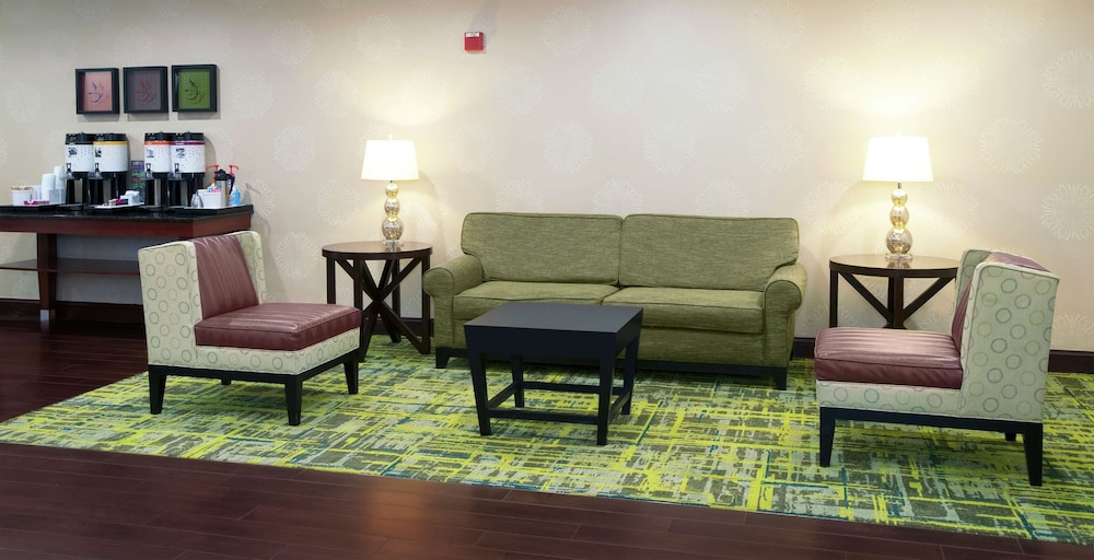 Hampton Inn & Suites Lamar - photo 7