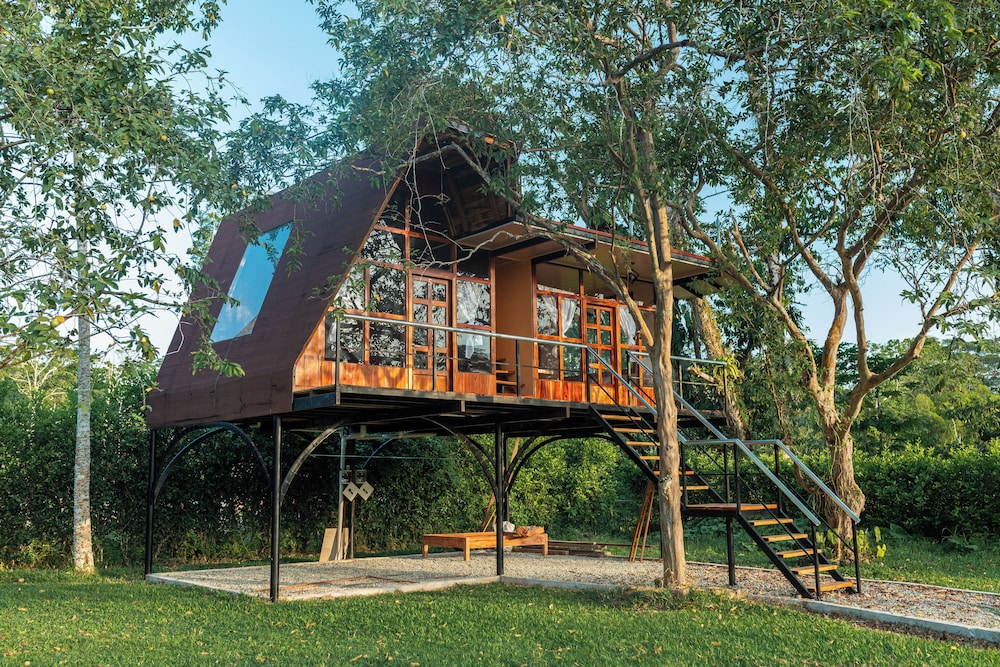 Hotel Magic Paradise in Nueva Loja, Ecuador