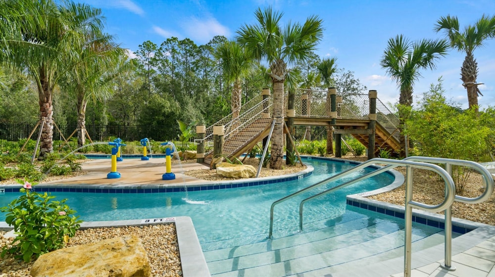 Upstay Lakeview Mansion w Pool Spa and Cinema - photo 54