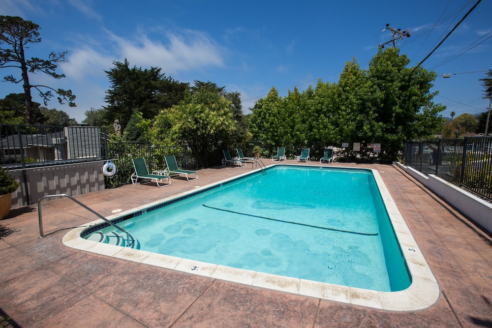 Carmel River Inn & Cottages - photo 54