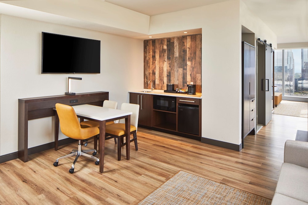 Embassy Suites by Hilton Nashville Downtown - photo 54