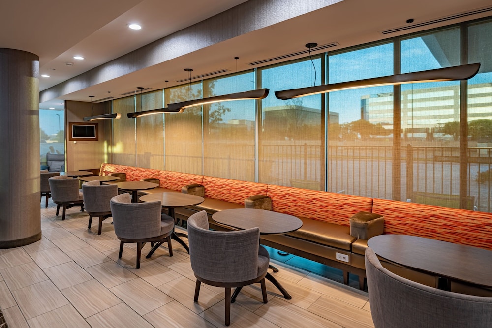 SpringHill Suites by Marriott Dallas Central Expressway - photo 57