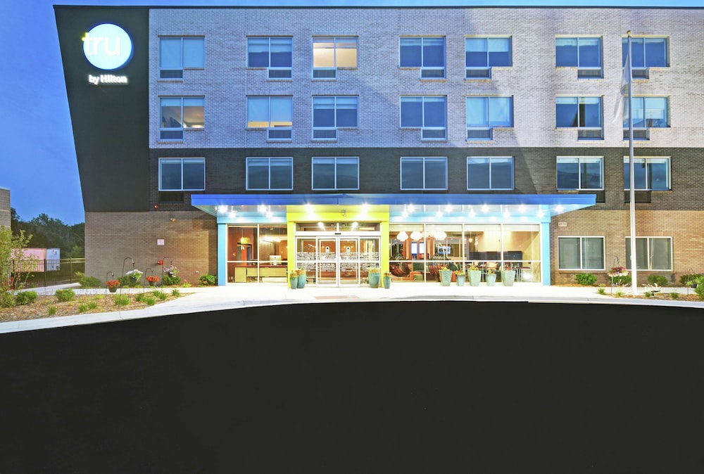 Tru by Hilton Grand Rapids Airport - photo 33