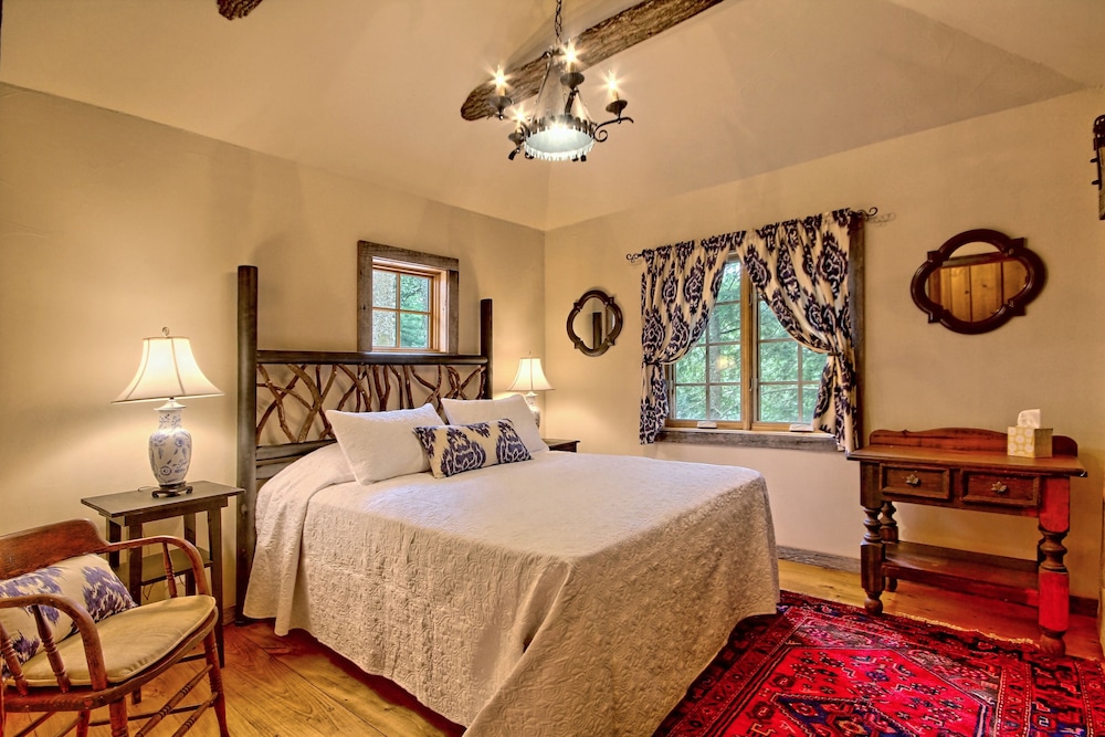 Lake Rabun Hotel & Restaurant - photo 21