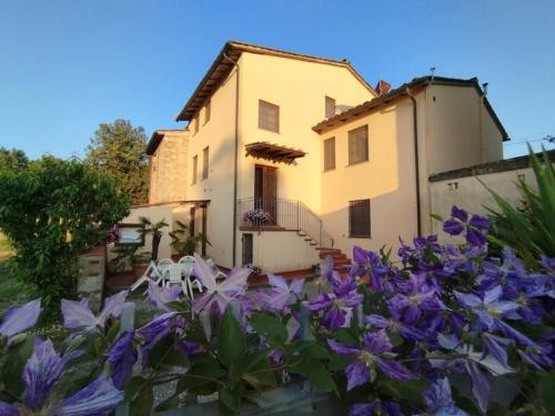 Casa Sottomonte — 4-Star Luxury Hotel in Capannori, Italy