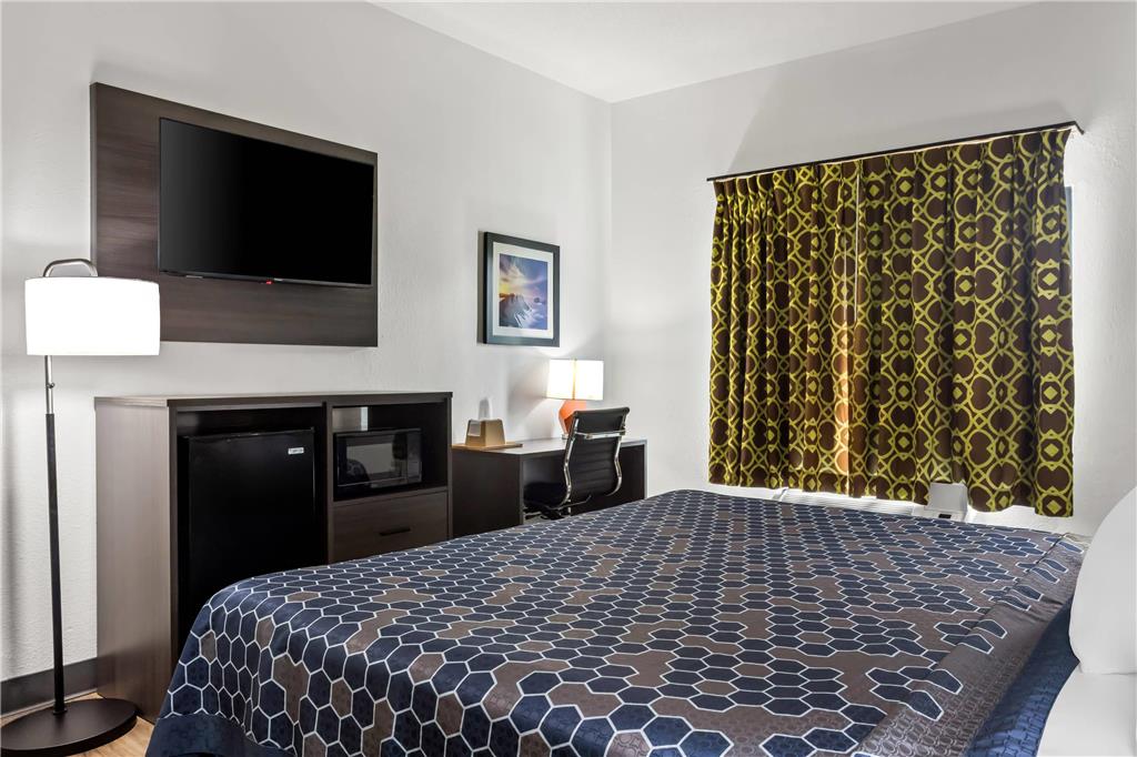 Econo Lodge Jesup GA - photo 13