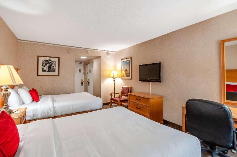 Red Lion Hotel Rosslyn Iwo Jima - photo 73