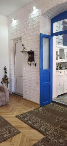 4 Chocolate Apartments In Old Tbilisi