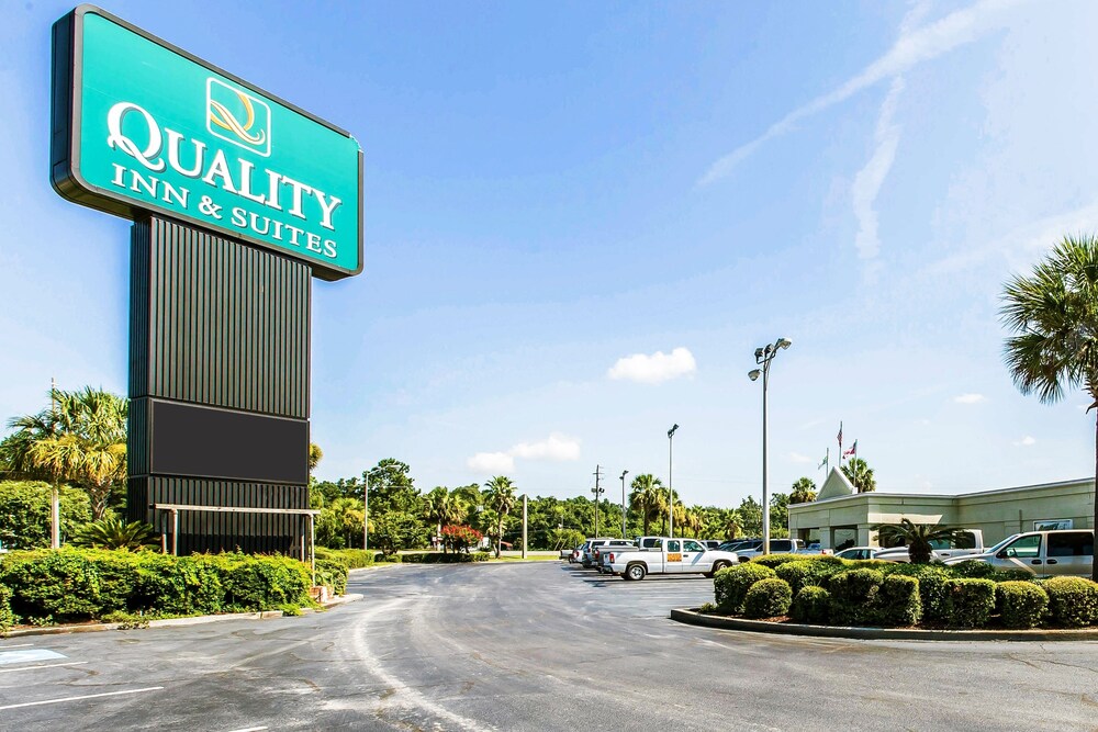Quality Inn & Suites Waycross - photo 32