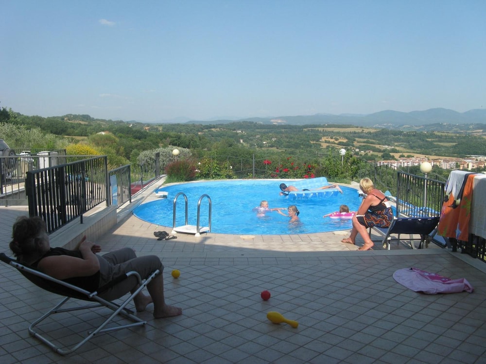 San Lorenzo — hotel in Orte