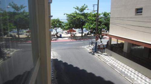 Apartamento na Av Atlantica com Ar Condicionado