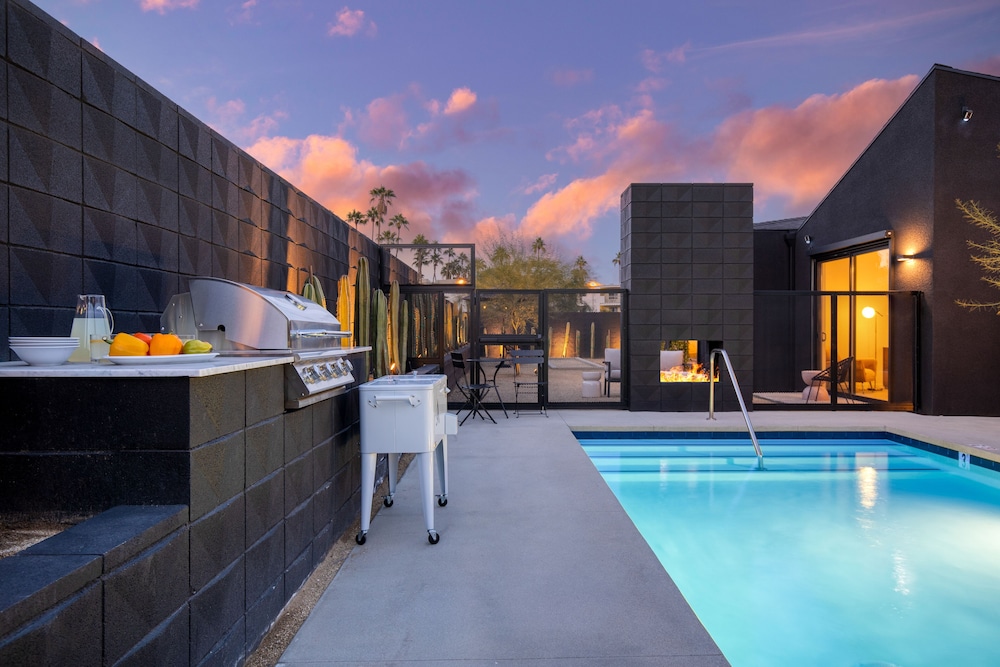 Blackhaus Suites by AvantStay - photo 16