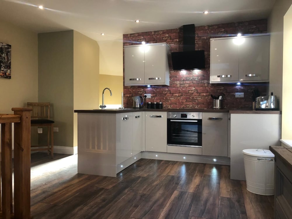 The Home Arms Cottage — 4-Star Luxury Hotel in Eyemouth, United Kingdom