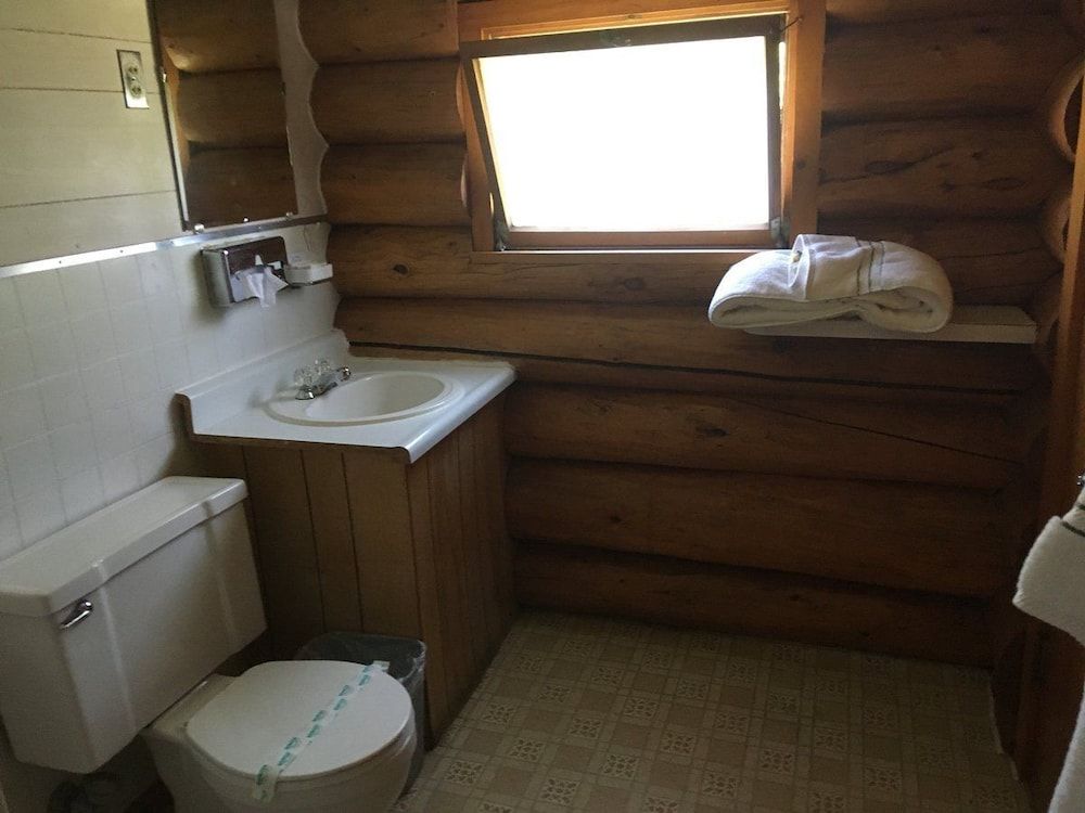 Branding Iron Inn - photo 17