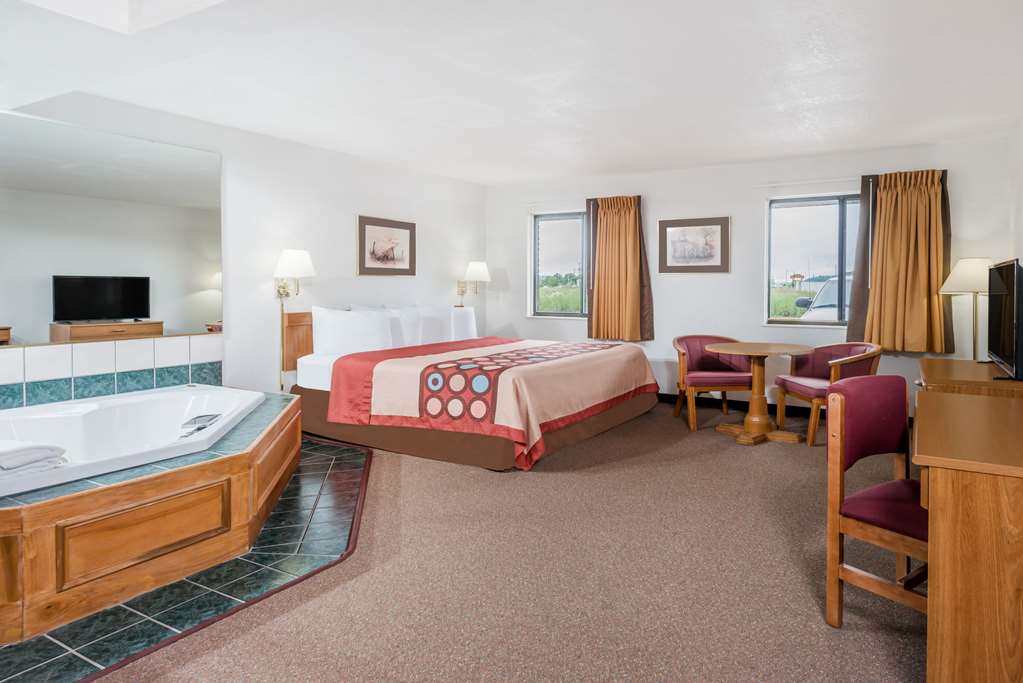Super 8 by Wyndham Newcomerstown - photo 15