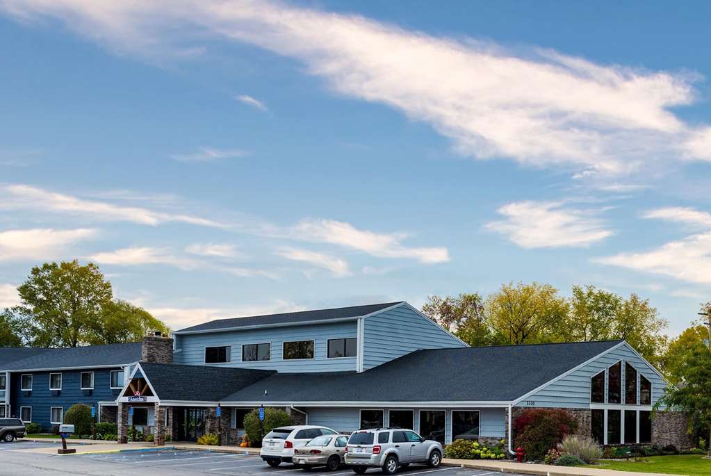 AmericInn by Wyndham Menominee - photo 5