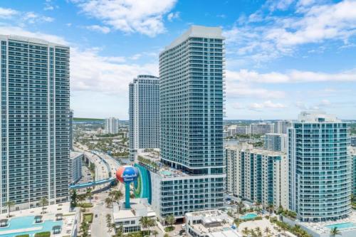 Beautiful Ocean Front 3 Bed 3 Bath @ Hyde Resort - photo 28