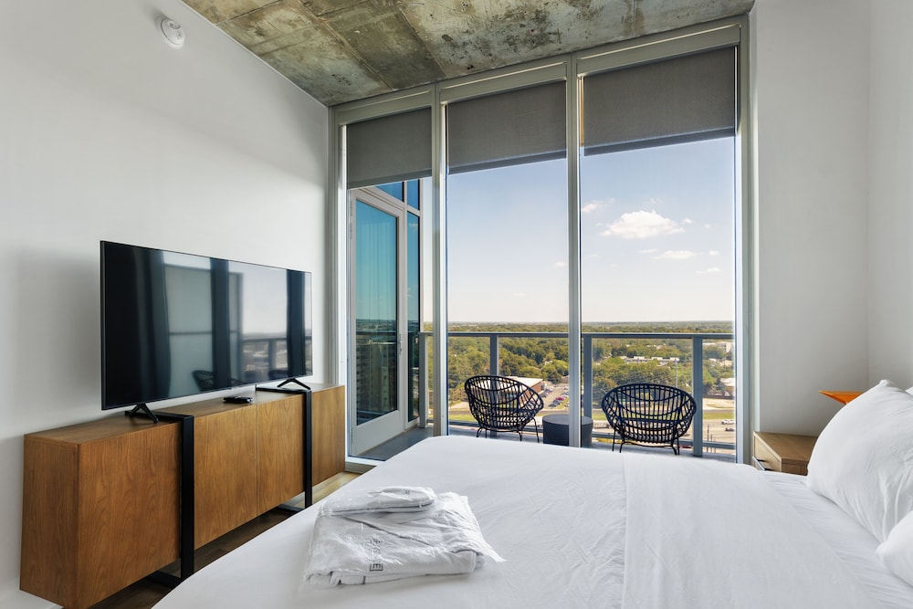 Austin Condo Hotel - photo 677