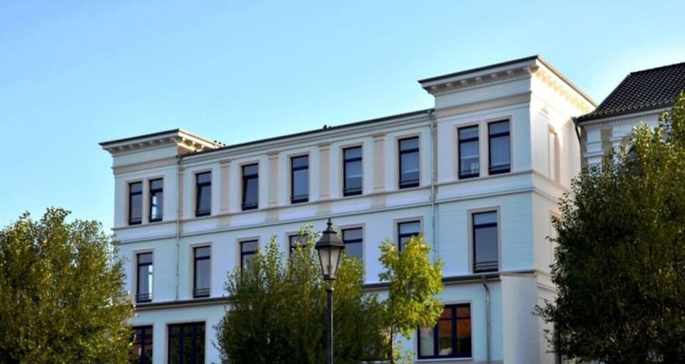 Siam Comfortable Holiday Residence — 4-Star Luxury Hotel in Borkum, Germany