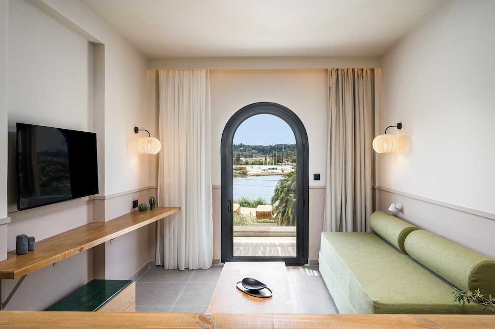 Loadstar Rooms & Suites — Corfu — photo 4