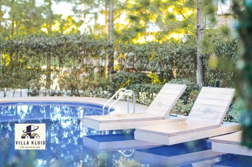 Tagaytay Cozy Staycation in Villa Kluis Pine Suite — 5-Star Luxury Hotel in Tagaytay, Philippines