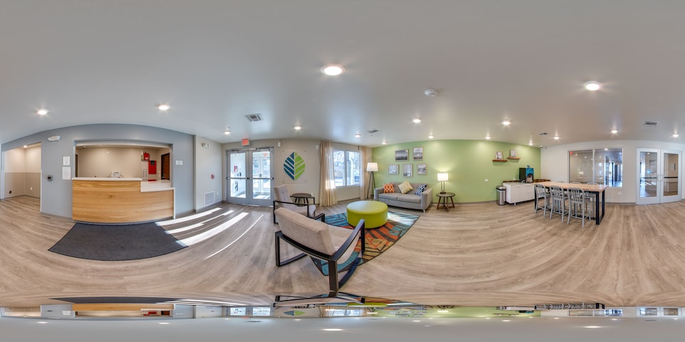 WoodSpring Suites Libertyville Chicago - photo 19