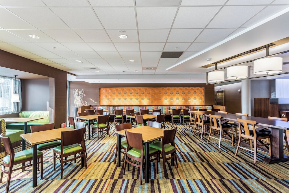 Fairfield Inn & Suites by Marriott Butte - photo 36