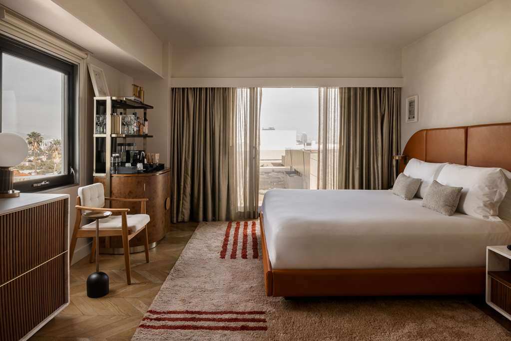 Sixty Beverly Hills - photo 24
