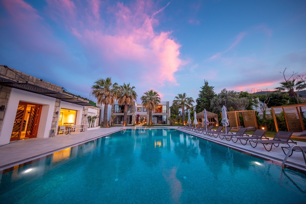 Moyo Luxury Hotel & Beach — 4-Star Luxury Hotel in Bodrum, Turkey