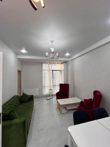 Comfortable 5 rooms apartment