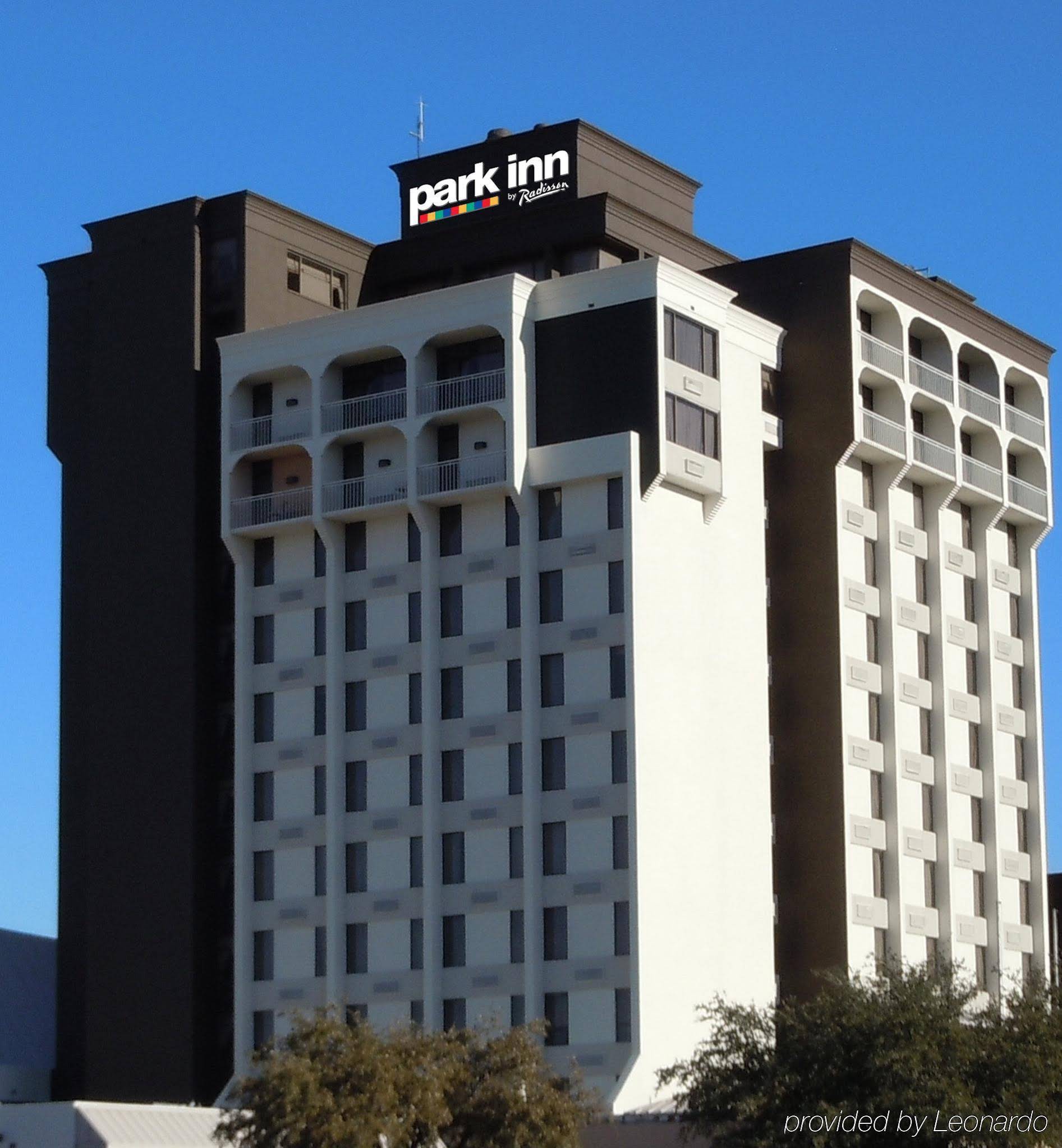 Love Field Hotel & Suites - photo 8