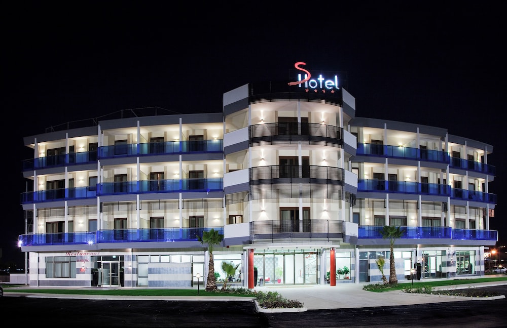 SHotel - last minute hotel in Sambuceto
