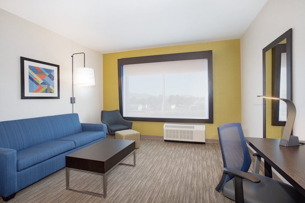 Holiday Inn Express & Suites Ely by IHG - photo 19