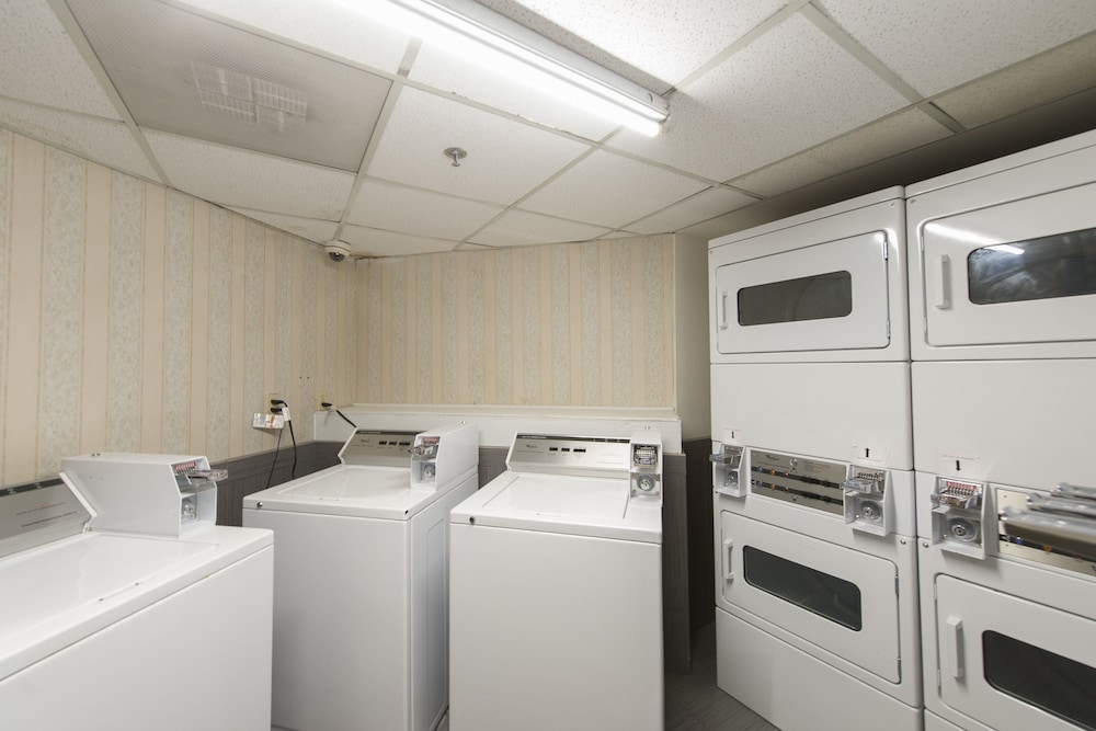 Red Roof Inn Houston Brookhollow - photo 14