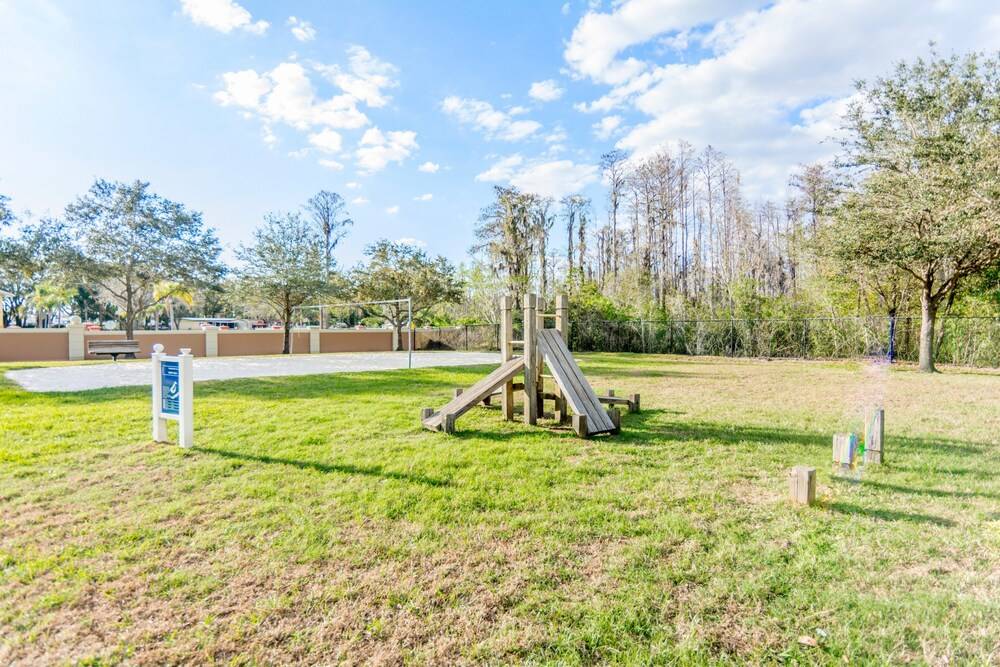 5Br 3Bath Private Townhome 13min Disney 1496ft - photo 33