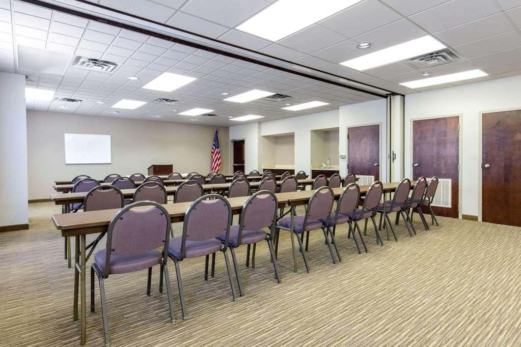 Quality Inn & Suites Mountain Home North - photo 38