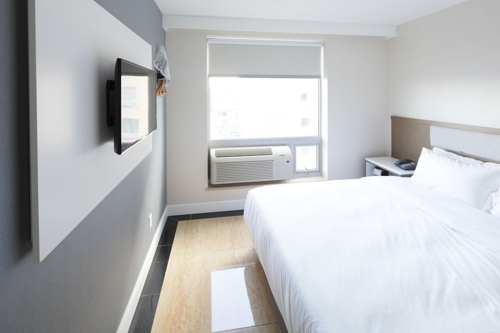 Mayflower Boutique Hotel - photo 9