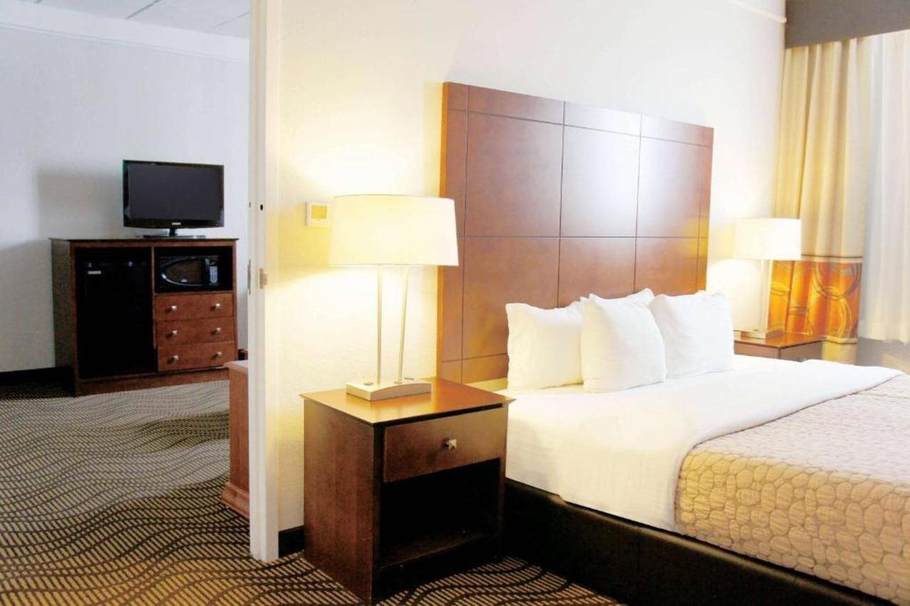 La Quinta Inn & Suites by Wyndham Silverthorne Summit Co - photo 31