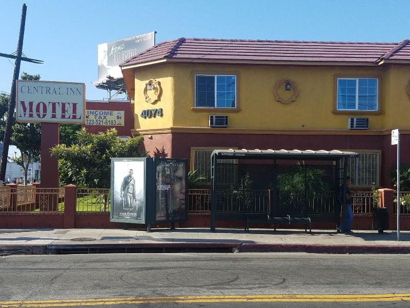 Central Inn Motel on 41 Street - photo 2