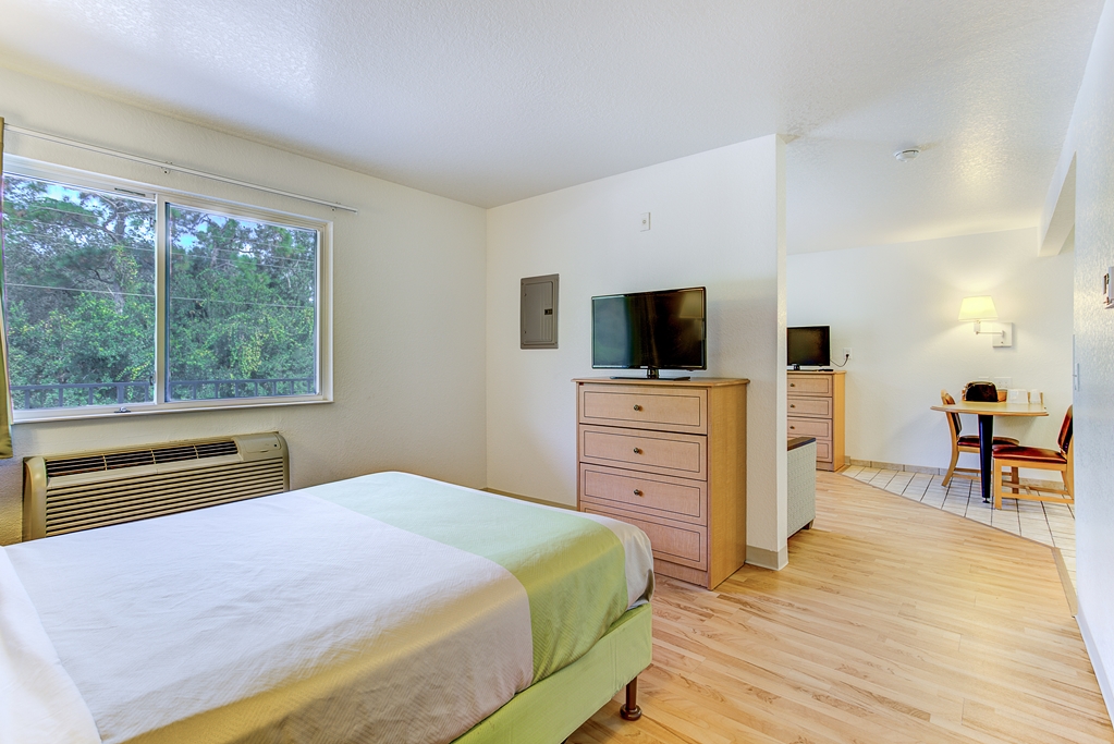 Studio 6 Kissimmee FL Orlando - photo 8