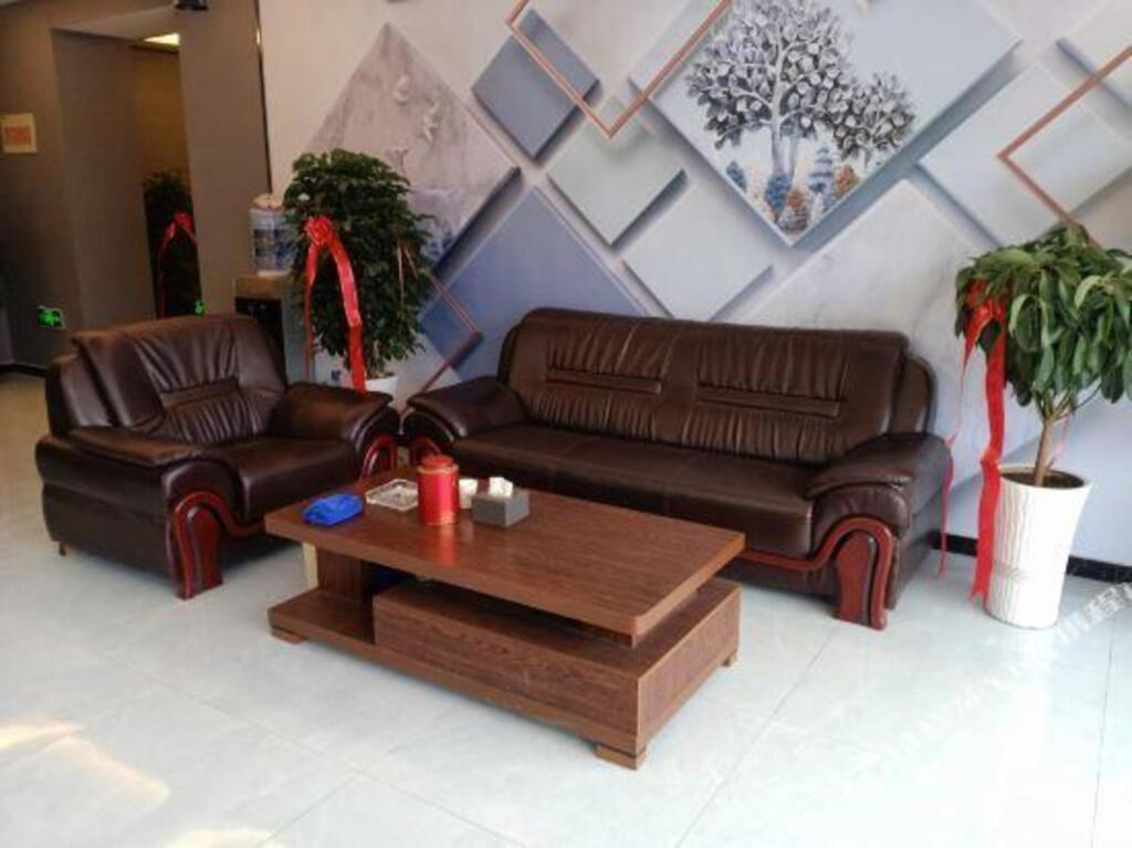 Shangkeyou Hotel — hotel in Pizhou