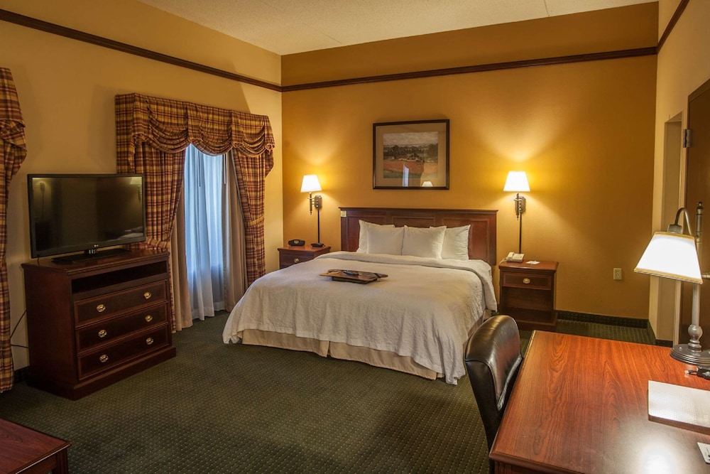 Hampton Inn & Suites Stillwater - photo 37