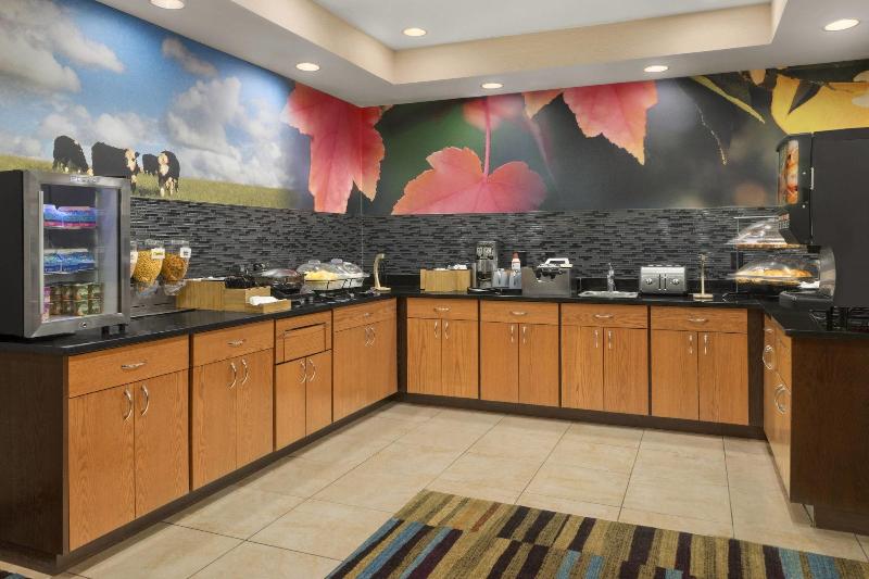 Amerivu Inn and Suites - photo 17